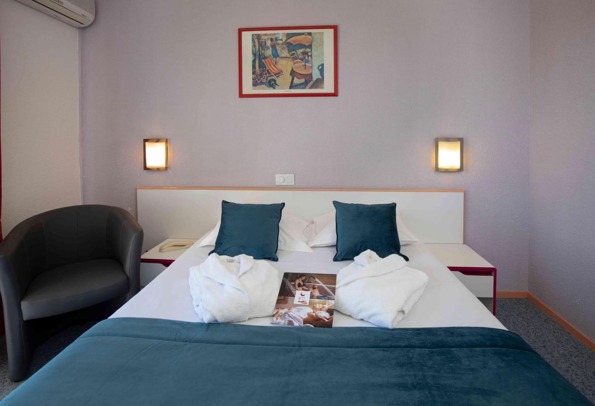 The Originals City, Relax'Otel & Spa, Le Barcarès Buitenkant foto