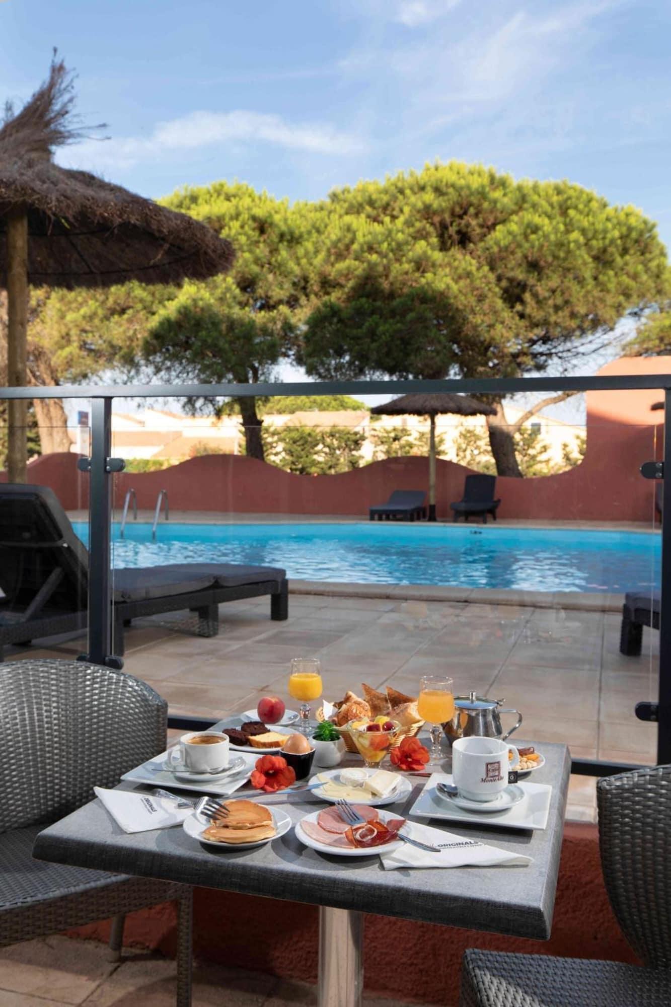 The Originals City, Relax'Otel & Spa, Le Barcarès Buitenkant foto